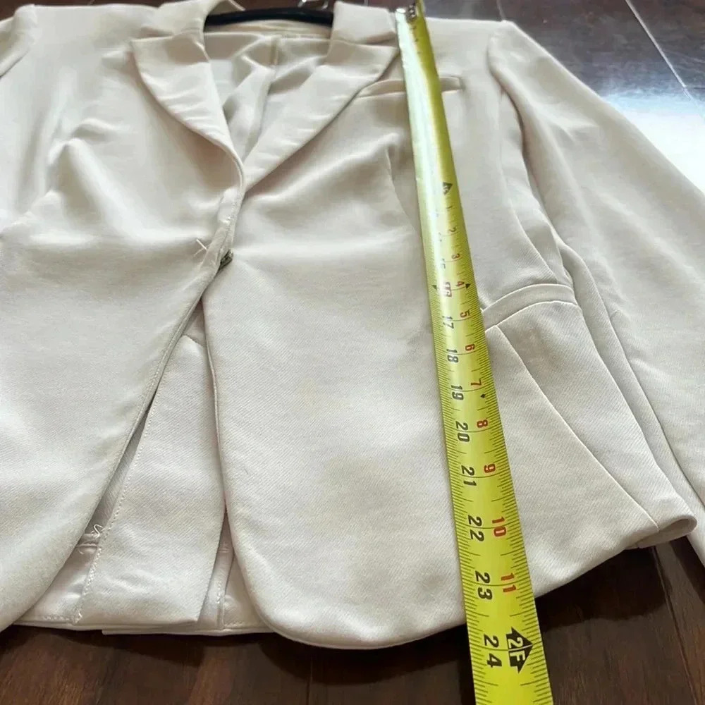Off white/Cream Blazer - Picture 9 of 11